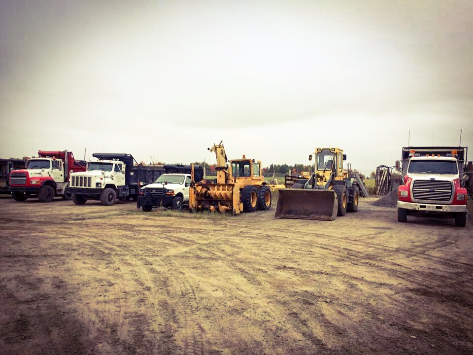 Dompierre Transport | 195 Rue Girard, Saint-Léonard-de-Portneuf, QC G0A 4A0, Canada | Phone: (418) 261-2928
