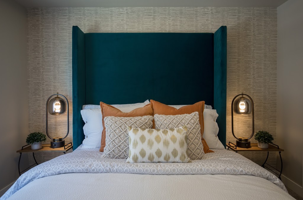 Head of the Bed Inc. | 620 Coach Grove Rd SW, Calgary, AB T3H 1C6, Canada | Phone: (403) 805-1474