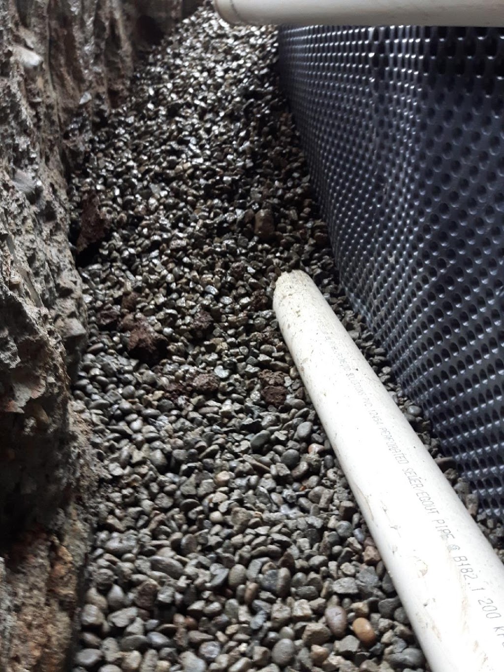 West Coast Drainage Vancouver | 1489 Harold Rd, North Vancouver, BC V7J 1X2, Canada | Phone: (604) 628-8786