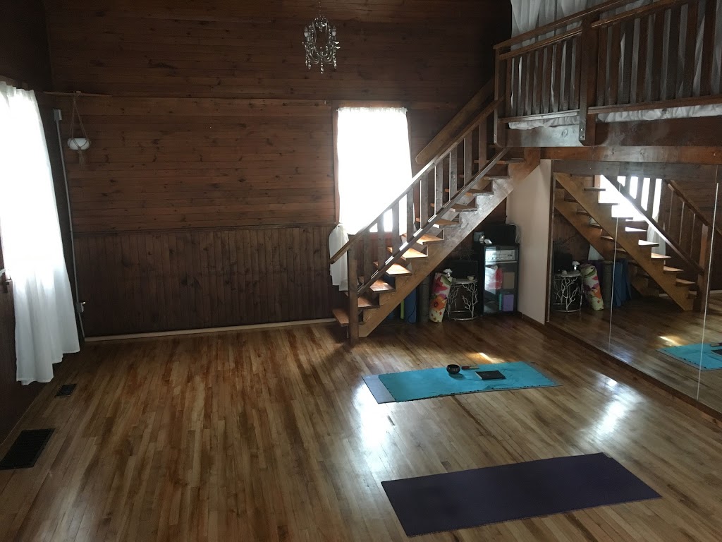 Yoga by Bobbi | 5010 Ganaraska Rd, Campbellcroft, ON L0A 1B0, Canada | Phone: (416) 705-7430