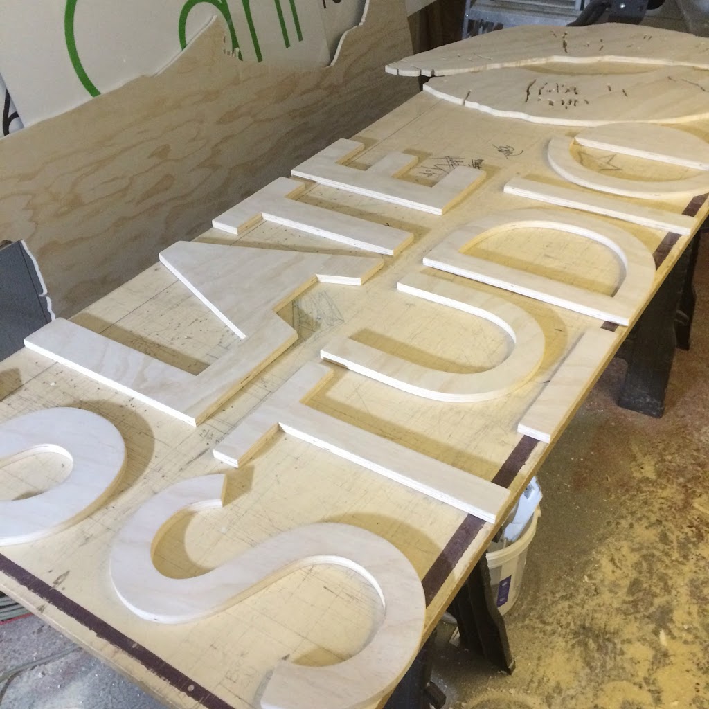 Alternative Signs | 2078 Battersea Rd, Glenburnie, ON K0H 1S0, Canada | Phone: (613) 453-5771
