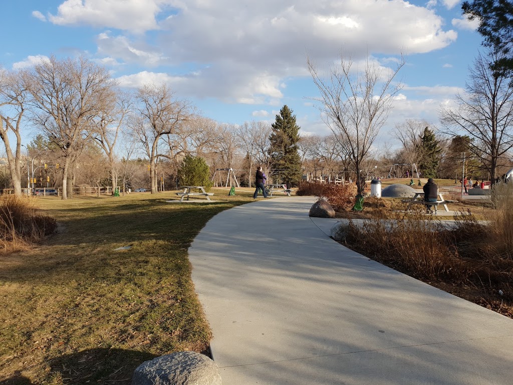 Kinsmen Park, Saskatoon | 619 25 St E, Saskatoon, SK S7K 3H5, Canada | Phone: (306) 975-3330
