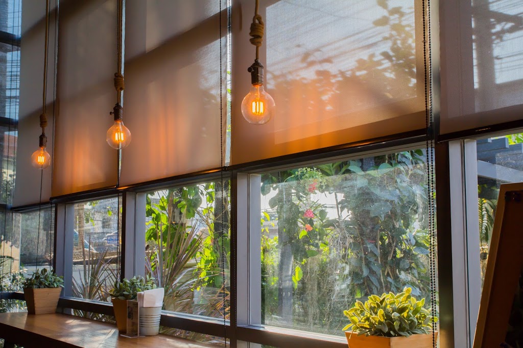 Maple Blinds & Shades | 4 Joy Ct, Corbyville, ON K0K 1V0, Canada | Phone: (613) 920-3132