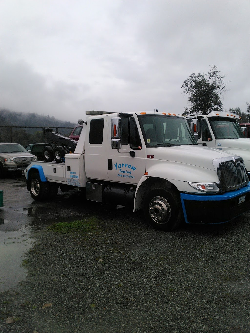 Yarrow towing | 5027 Browne Rd, Chilliwack, BC V2R 4R3, Canada | Phone: (604) 701-9807