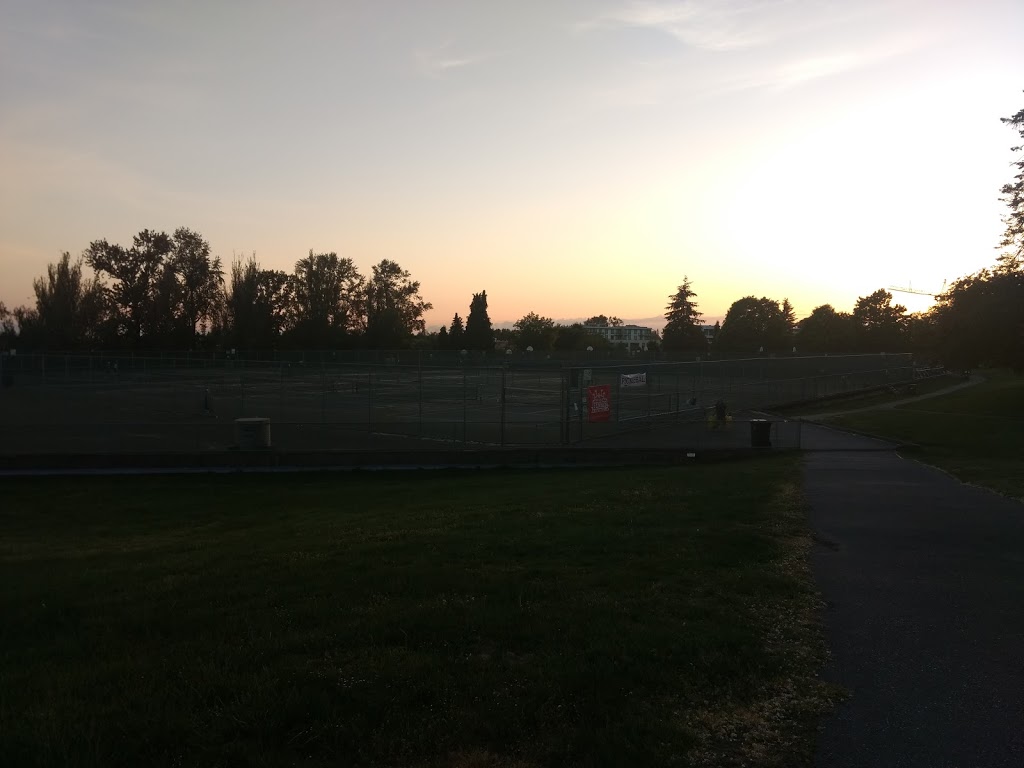 Queen Elizabeth Park Public Pickleball & Tennis Courts | 37 Avenue West, Vancouver, BC V5Y, Canada | Phone: (604) 873-7000