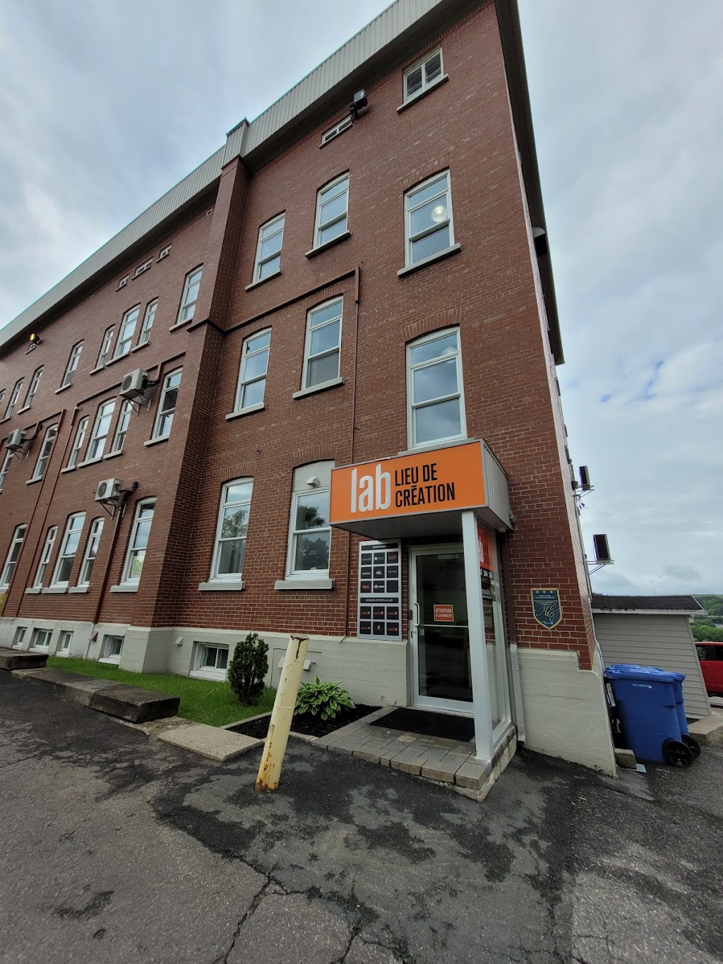 Oranje | 264 Rue dAssise, Vallée-Jonction, QC G0S 3J0, Canada | Phone: (418) 476-1552