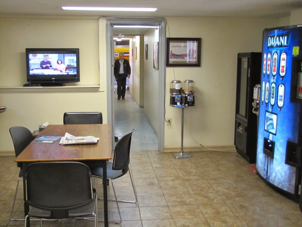 BJs Truck Centre | 502 Brackley Point Rd, Charlottetown, PE C1E 1Z3, Canada | Phone: (902) 566-4205