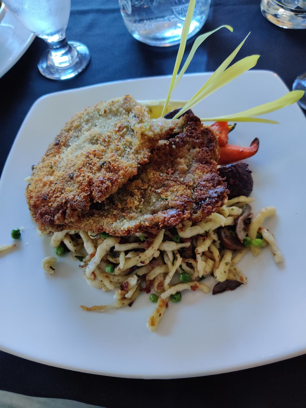 The View Oceanside Grill | 70 Church St, Nanaimo, BC V9R 5H4, Canada | Phone: (778) 441-4229