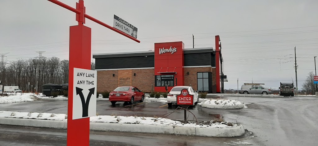 Wendys | 2710-2692, Durham Regional Rd 2, Oshawa, ON L1H 7K4, Canada | Phone: (888) 624-8140