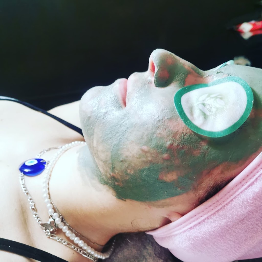 Bees sweet spa | 275 santone ave Lower level, Welland, ON L3C 2J7, Canada | Phone: (289) 696-9359
