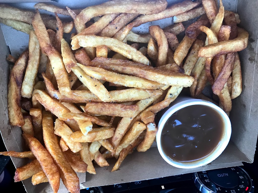 Chez Fritz | 562 Boulevard Maloney E, Gatineau, QC J8P 1G1, Canada | Phone: (819) 663-9195