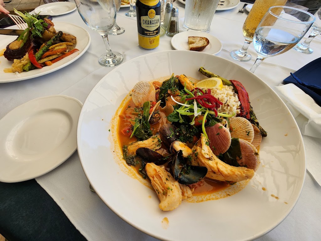 Laughing Oyster Restaurant | 10052 Malaspina Rd, Powell River, BC V8A 0G3, Canada | Phone: (604) 483-9775