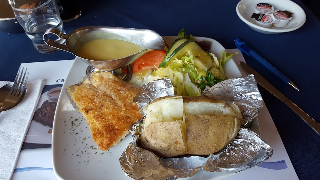 Restaurant Le Bouleau | 454 QC-138, Les Escoumins, QC G0T 1K0, Canada | Phone: (418) 233-3330