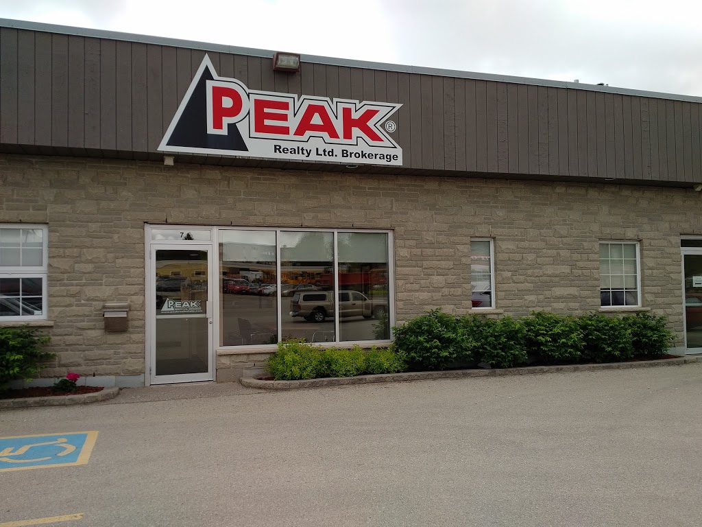 Peak Realty | 808 Courtland Ave E, Kitchener, ON N2C 1K3, Canada | Phone: (519) 744-7133