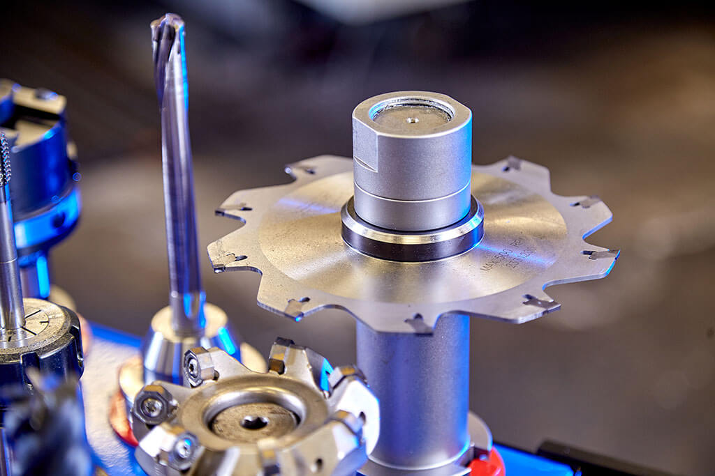 Advantage Machining | 310 Kenora Ave, Hamilton, ON L8E 2W2, Canada | Phone: (289) 389-3167