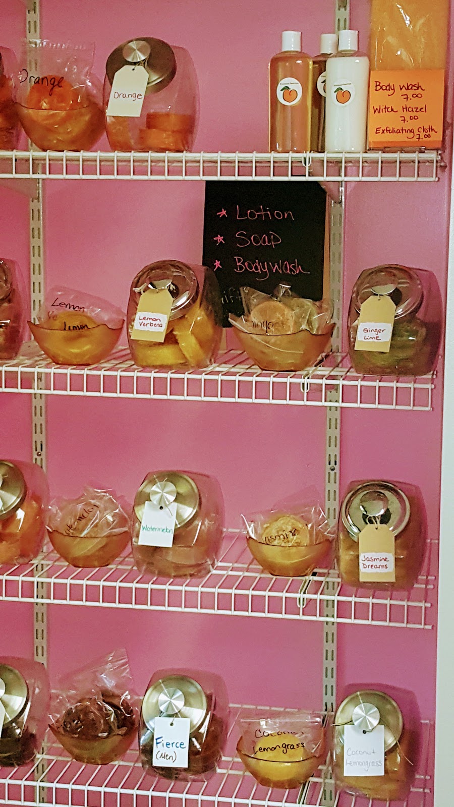 Precious Peaches | 3276 Niagara Falls Blvd, North Tonawanda, NY 14120, USA | Phone: (716) 255-9792