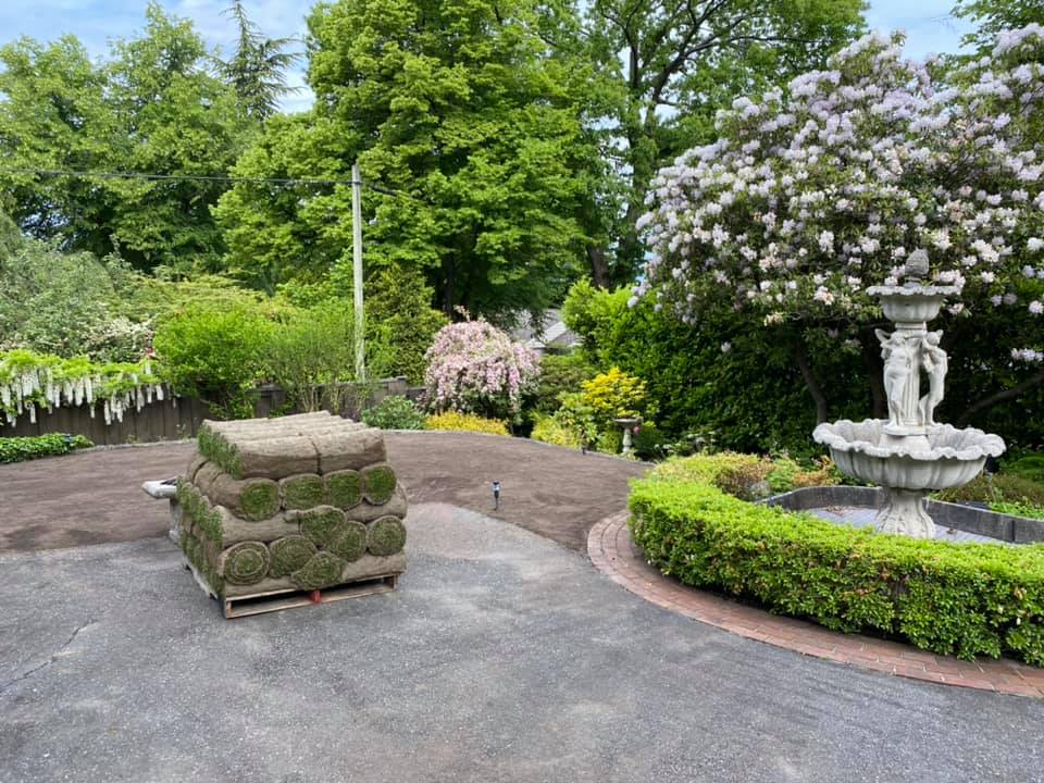 Bos Sod Farms Inc | 2565 Dixon Rd, Abbotsford, BC V3G 2H2, Canada | Phone: (604) 854-1415