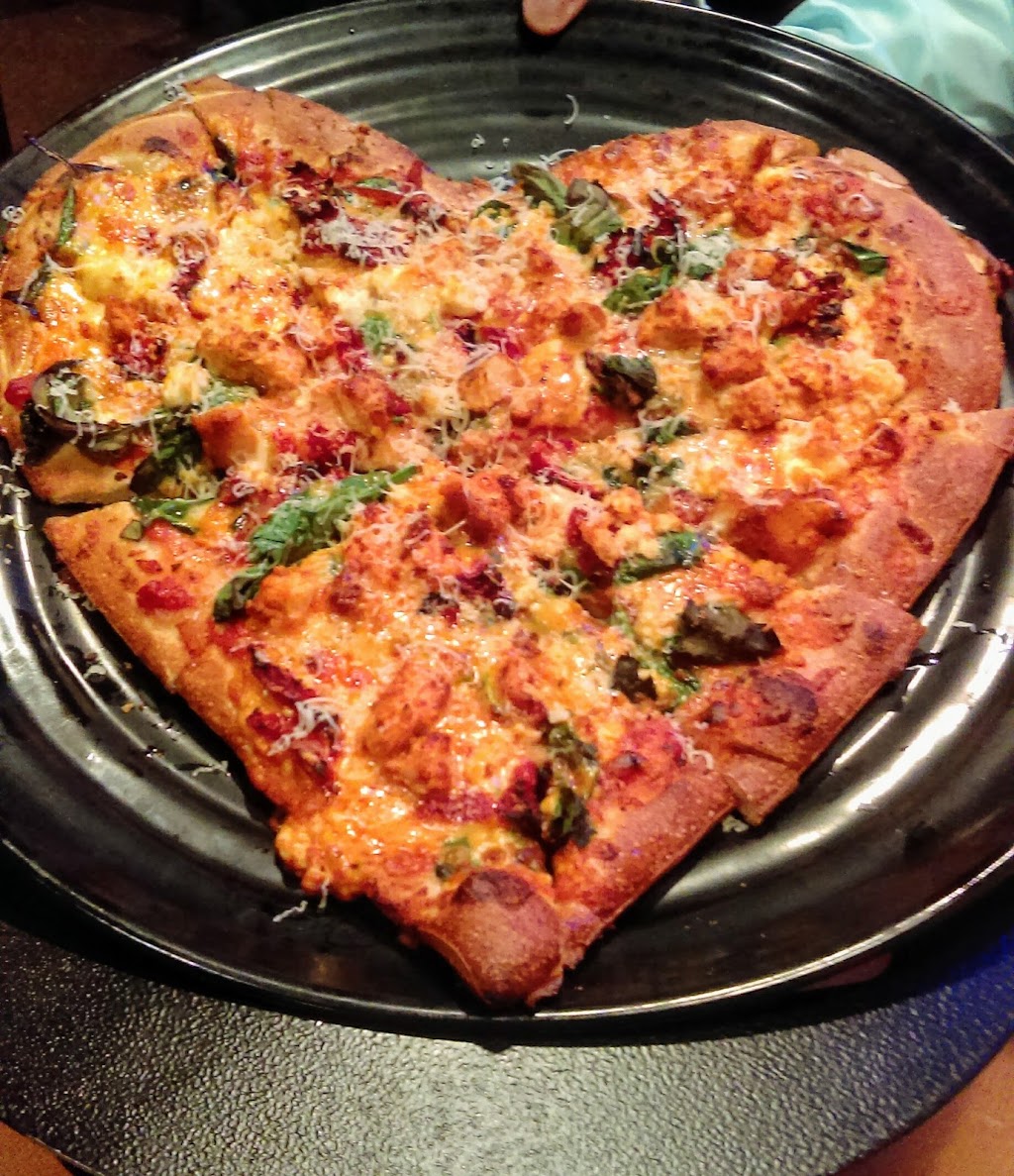 Boston Pizza | 545 Albert St N, Regina, SK S4R 8E2, Canada | Phone: (306) 949-5455