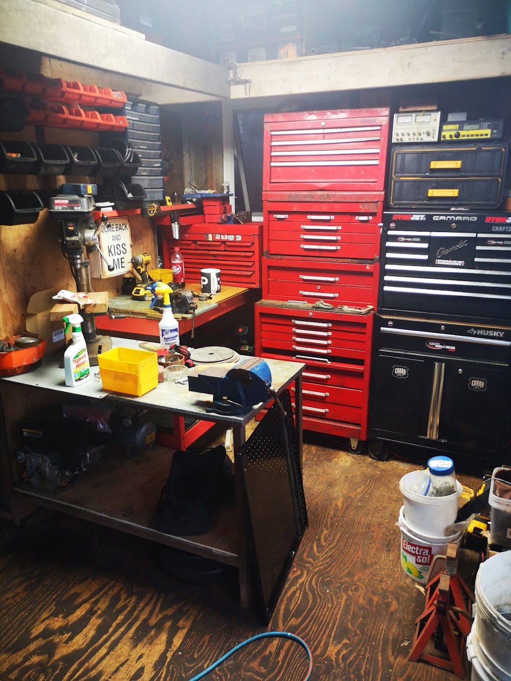 Ernies small engine repairs & service. | 362057 CONCESSION RD 8-9, East Luther Grand Valley, ON L9W 0Y1, Canada | Phone: (416) 909-4475