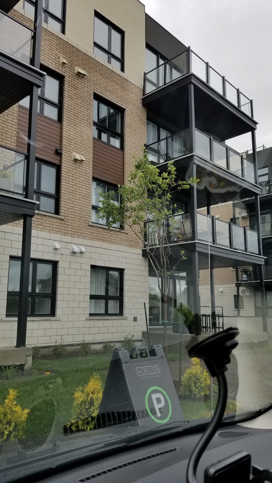 Brigil - Condos du Plateau | 354 Boul des Grives #3, Gatineau, QC J9A 4B4, Canada | Phone: (819) 772-4663