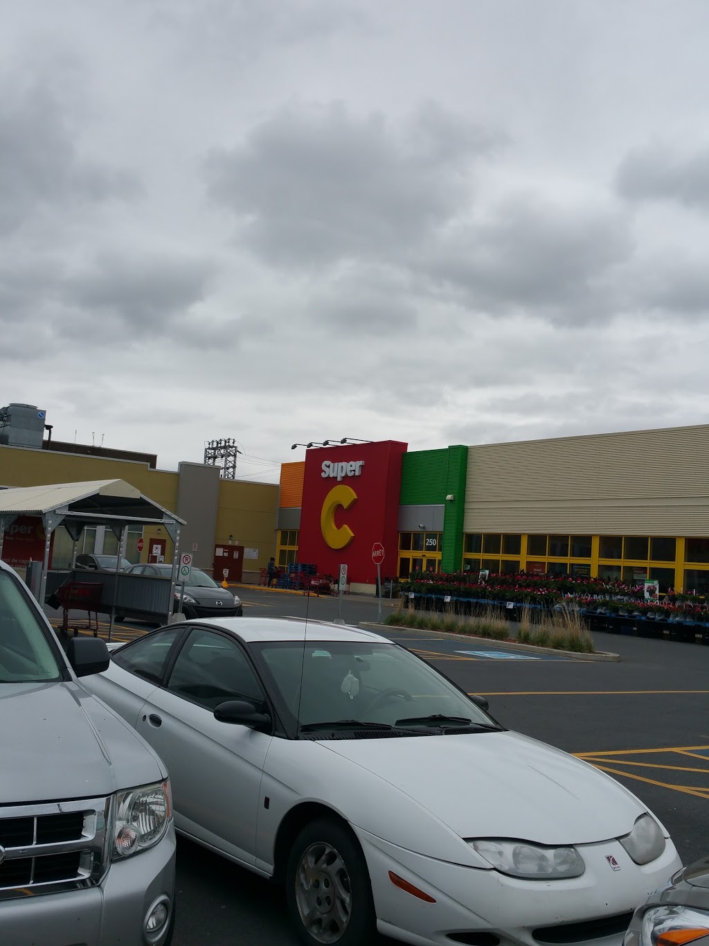 Super C | 250 Boulevard Fiset, Sorel-Tracy, QC J3P 3P7, Canada | Phone: (450) 742-4563