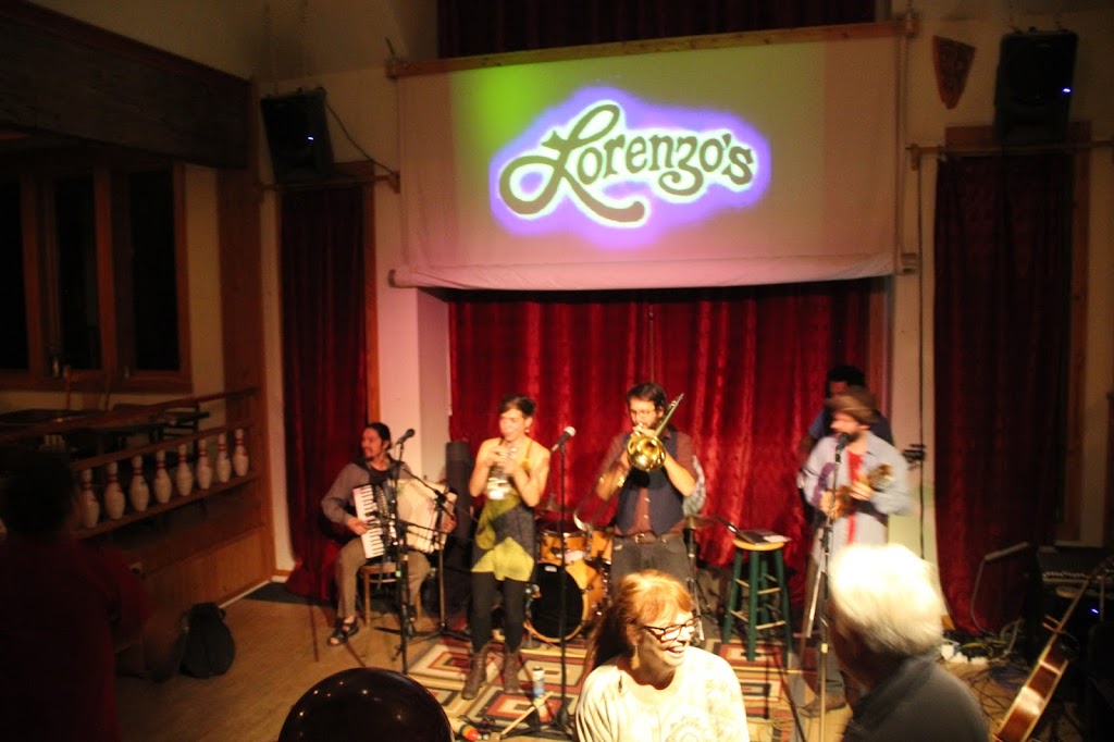 Lorenzos Cafe | 901 Enderby Mabel Lake Rd, Enderby, BC V0E 1V5, Canada | Phone: (250) 838-6700