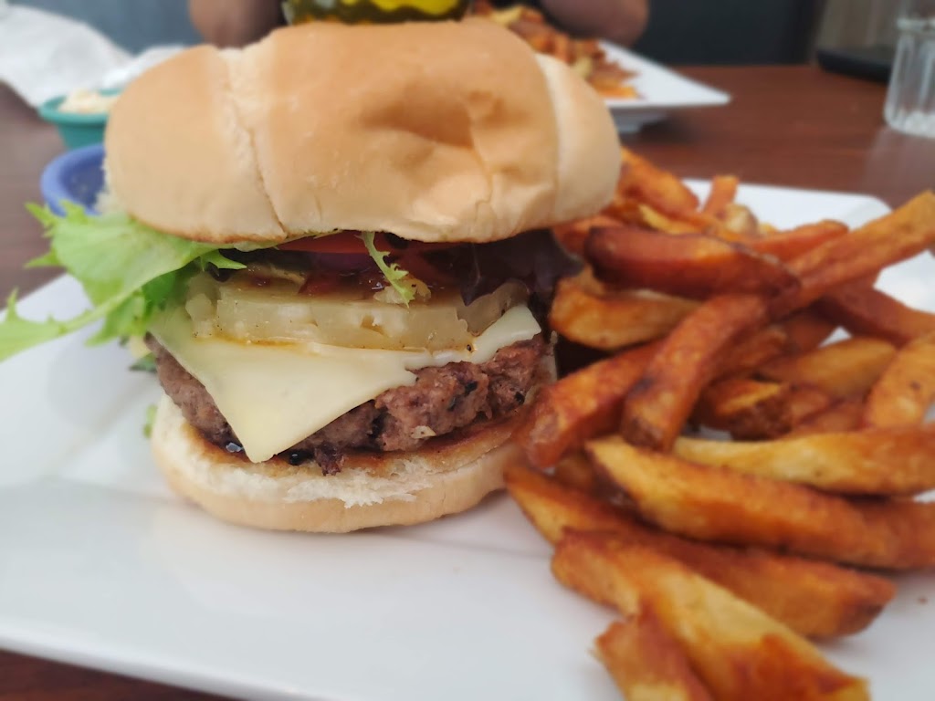 Angies Family Restaurant | 71 Main St, Middleton, NS B0S 1P0, Canada | Phone: (902) 363-2238