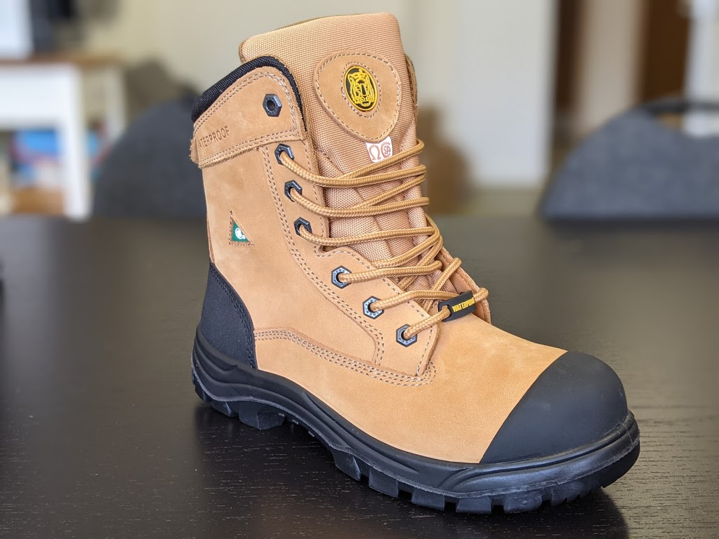 Top Safety Boots Toronto | 4548 Dufferin St Unit 101, North York, ON M3H 5R9, Canada | Phone: (289) 984-1218