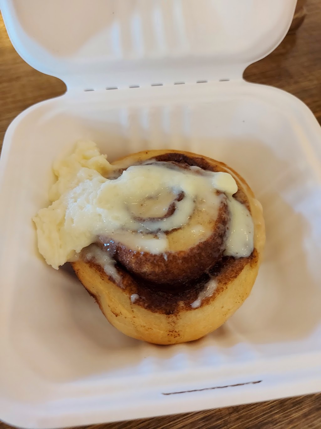 The Willow Bakery & cafe | 13 Commercial St, Kensington, PE C0B 1M0, Canada | Phone: (902) 303-5127