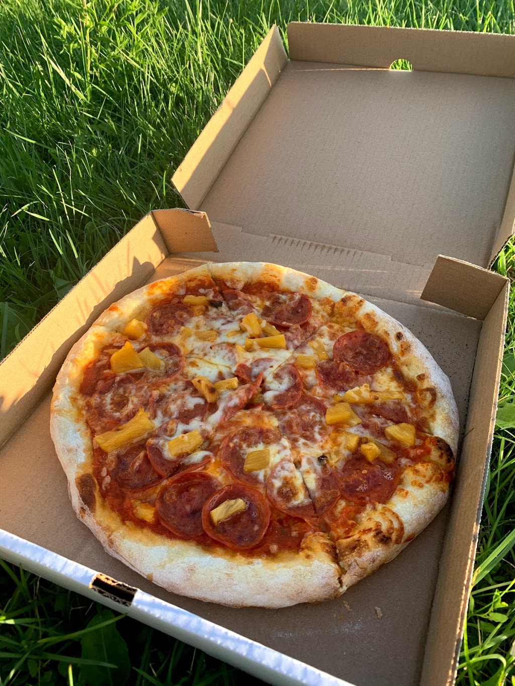 Bonfire on Queen | 342 Queen St N, Paisley, ON N0G 2N0, Canada | Phone: (519) 353-3473
