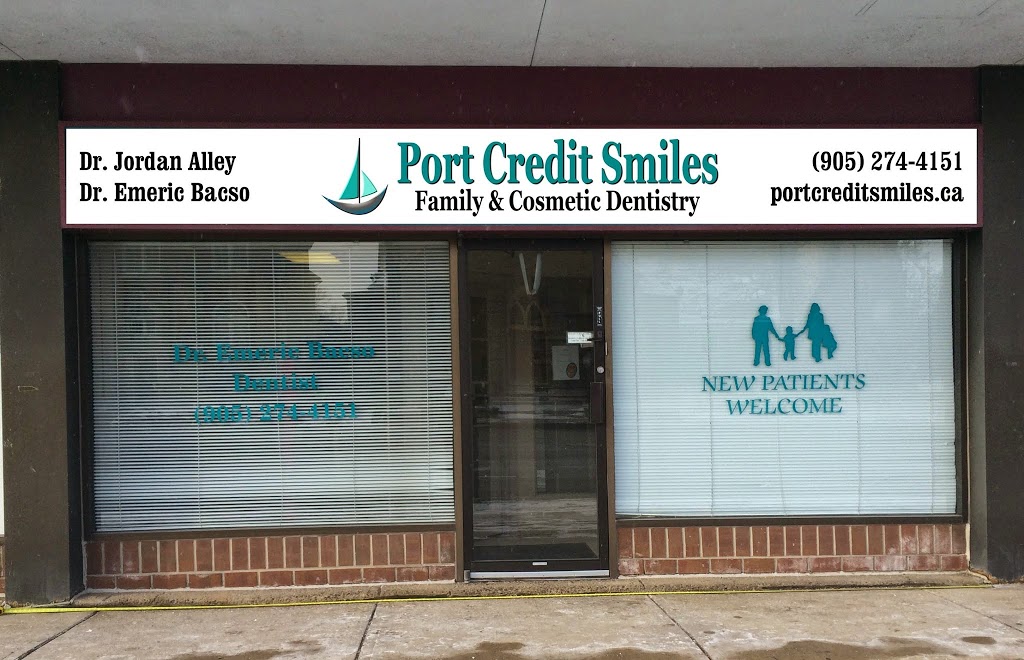Port Credit Smiles | 150 Lakeshore Rd W, Mississauga, ON L5H 3R2, Canada | Phone: (905) 274-4151