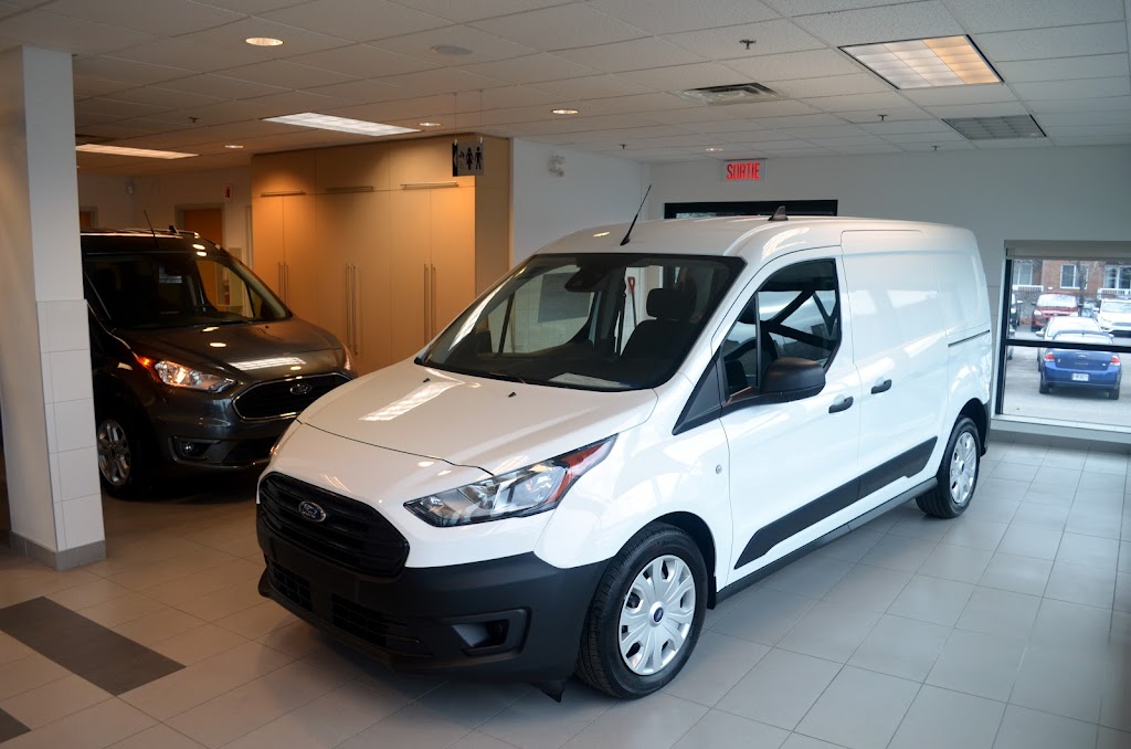 Centre des Camions Commerciaux Fortier | 6900 Bd Louis H. La Fontaine, Anjou, QC H1M 3R5, Canada | Phone: (844) 788-0731