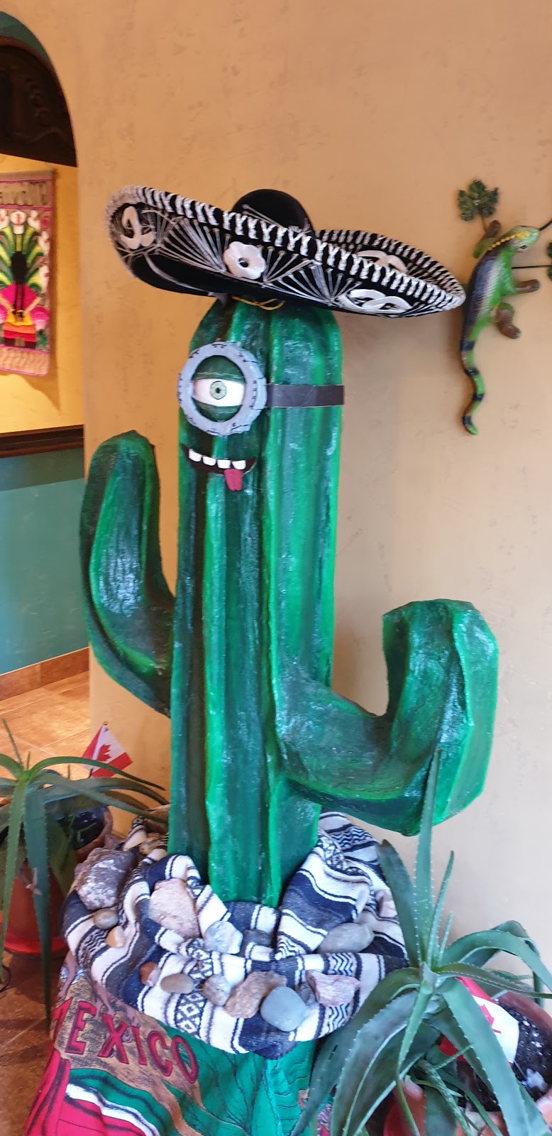 Su Casa Mexican Cafe | Wagonwheel Rd, Bridesville, BC V0H 1B0, Canada | Phone: (250) 689-1453