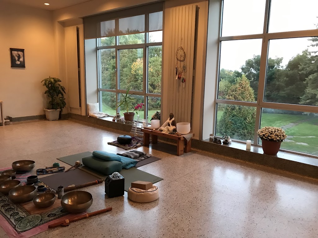 Gaëlle Cosnuau | 1044 Boulevard Proulx, Pointe-Calumet, QC J0N 1G3, Canada | Phone: (514) 972-9642