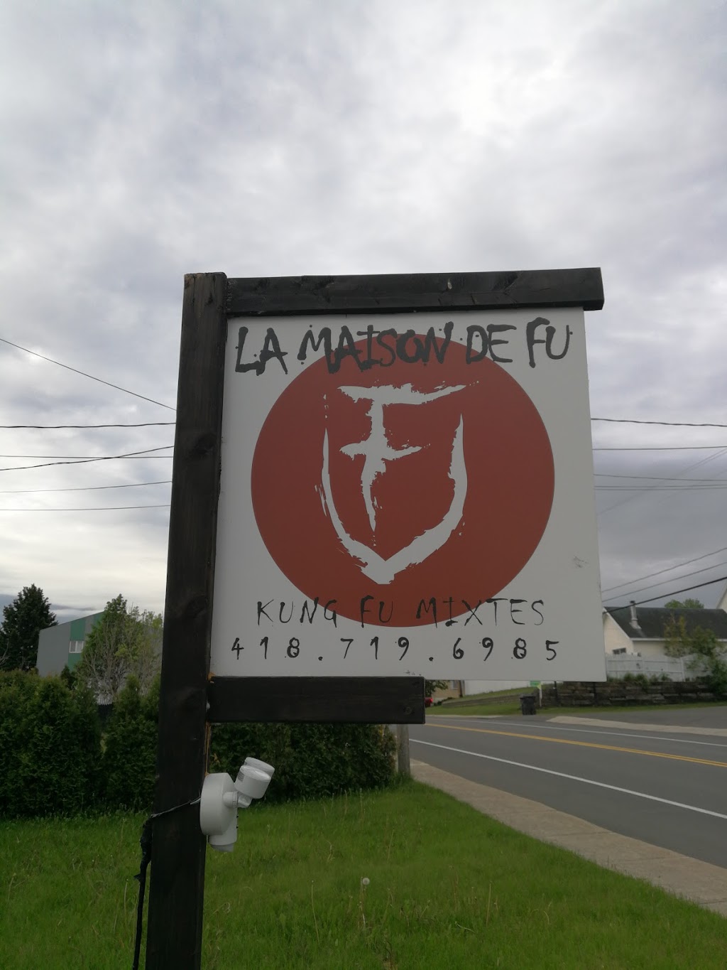 La Maison De Fu | 228 1re Av N, Lac-Saint-Jean-Est, QC G0W 2V0, Canada | Phone: (418) 719-6985