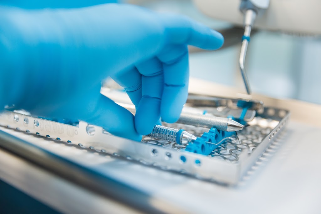 Clinique dentaire Lapinière-Chevrier | 6705 Boulevard Chevrier bureau 108, Brossard, QC J4Z 3T9, Canada | Phone: (450) 926-2244