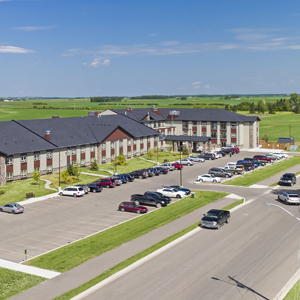 Seasons Retirement Communities | 3300 57 Ave, Olds, AB T4H 1C4, Canada | Phone: (403) 556-2232
