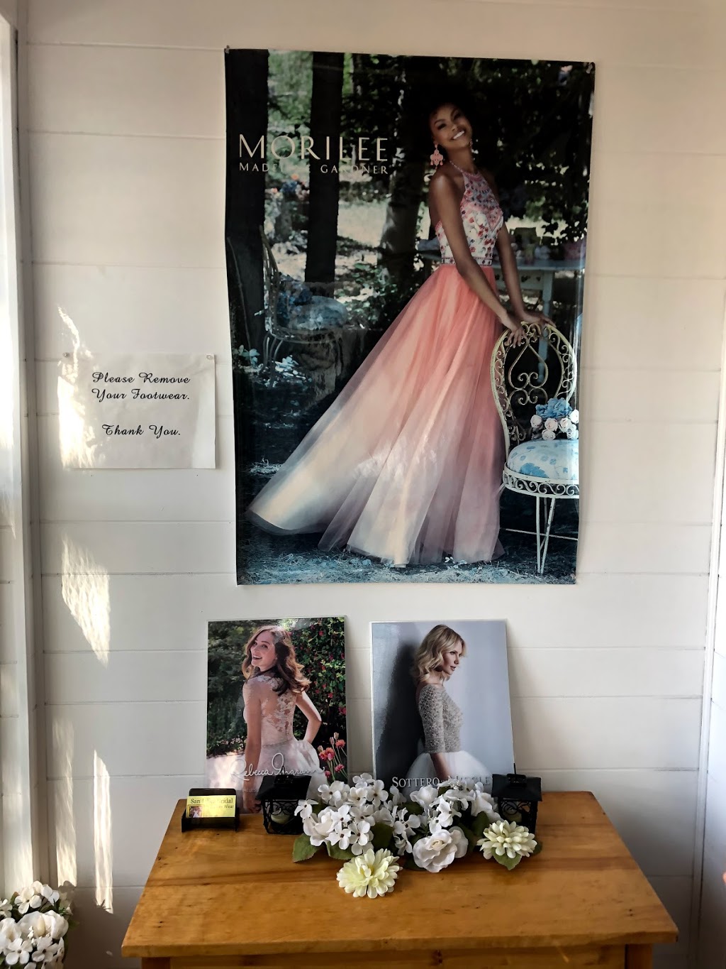 San Lilies Bridal and Ladies Wear | 32 Albion St, Amherst, NS B4H 2V5, Canada | Phone: (902) 667-4683