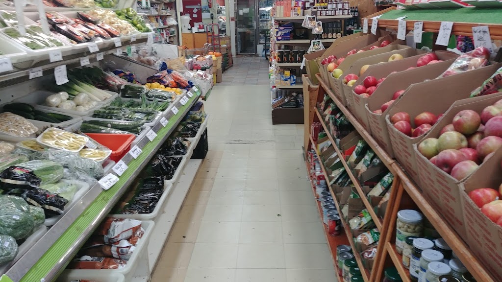 Bol De Fruits De Qualites | 34 Westminster North, Montréal-Ouest, QC H4X 1Z2, Canada | Phone: (514) 481-4411