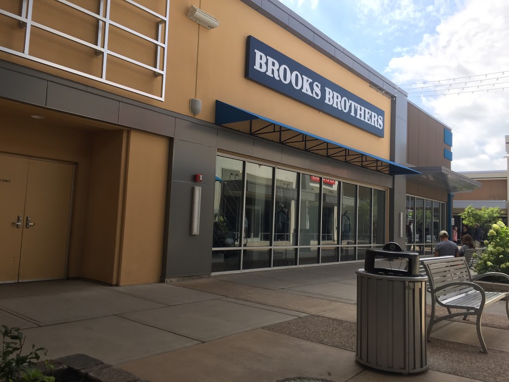 Brooks Brothers Factory Outlet | 13850 Steeles Ave W Space 712, Halton Hills, ON L7G 0J1, Canada | Phone: (905) 878-0303