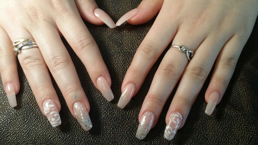GLITTER NAILS & SPA | 199 Wentworth St W # 7, Oshawa, ON L1J 6P4, Canada | Phone: (905) 720-2350
