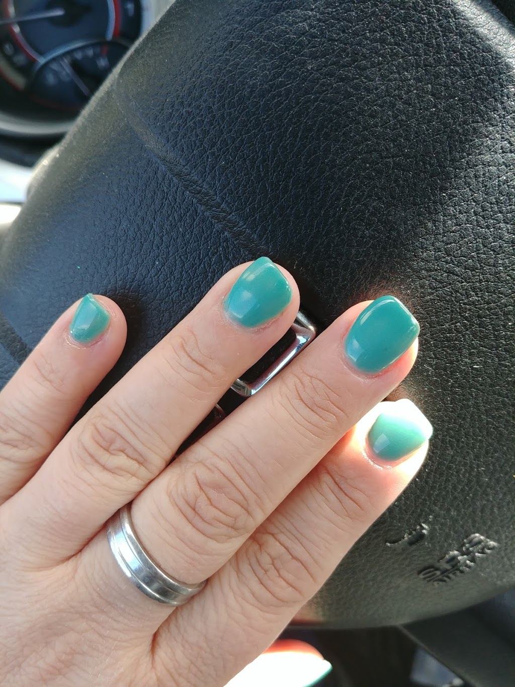 Arctic Nails and Hair Salon | 5846 Drummond Rd #3, Niagara Falls, ON L2G 4L5, Canada | Phone: (905) 357-9339