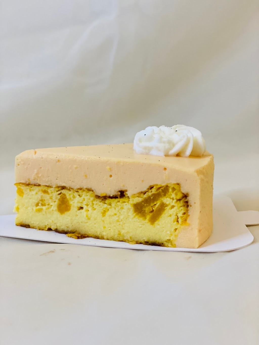 Honey Honey Cakery | 158 Main St Unionville, Unionville, ON L3R 2G9, Canada | Phone: (905) 604-6670