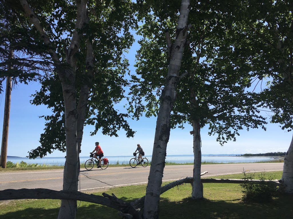 Tourisme Isle-aux-Coudres | 1024 Chemin des Coudriers bureau 103, Saint-Bernard-sur-Mer, QC G0A 3J0, Canada | Phone: (418) 760-1066