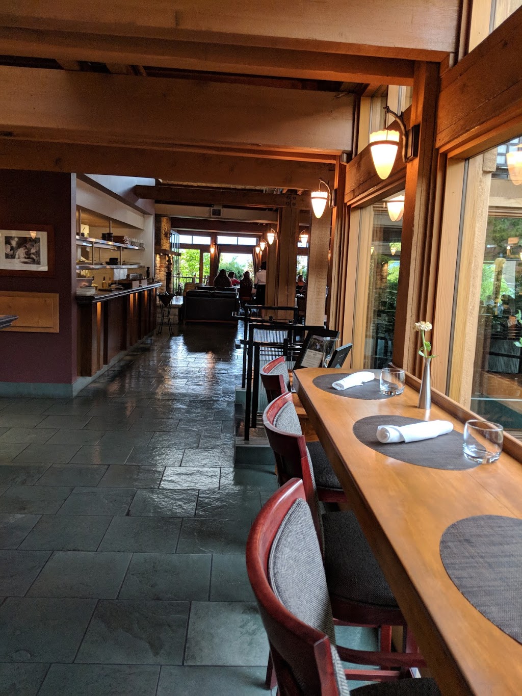 Old Vines Restaurant | 3303 Boucherie Rd, Kelowna, BC V1Z 2H3, Canada | Phone: (250) 769-2500