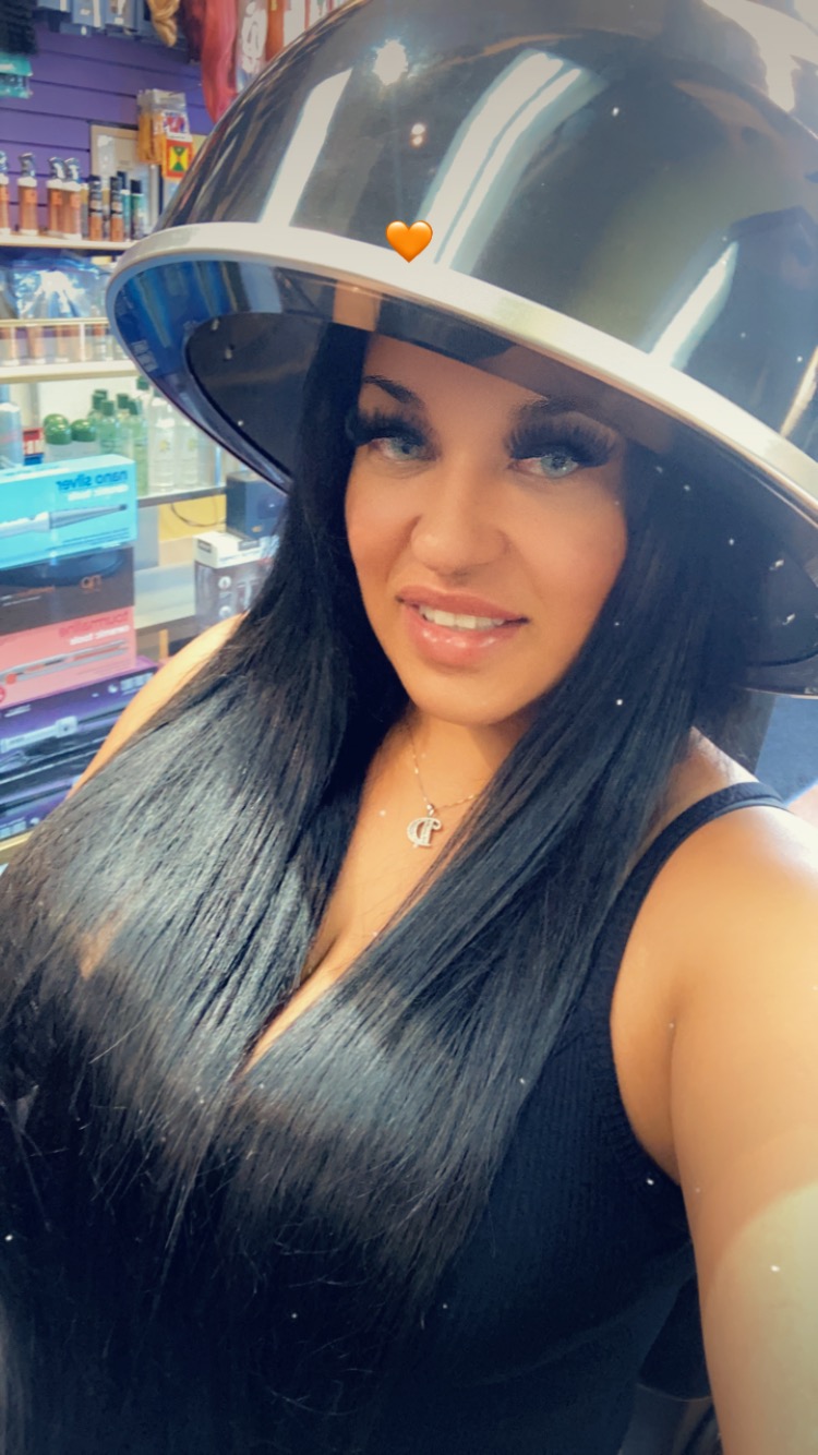 Biancas Hair Salon & Boutique | 2838 E Hastings St #117, Vancouver, BC V5K 5C5, Canada | Phone: (778) 838-2116