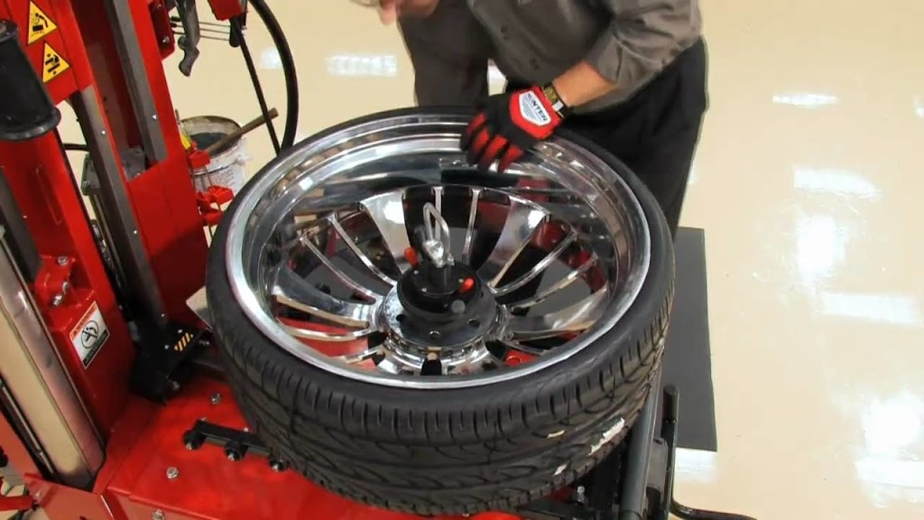 Miles Tire Services Ltd | 17957 Kennedy Rd, Pitt Meadows, BC V3Y 1Z1, Canada | Phone: (604) 468-2566