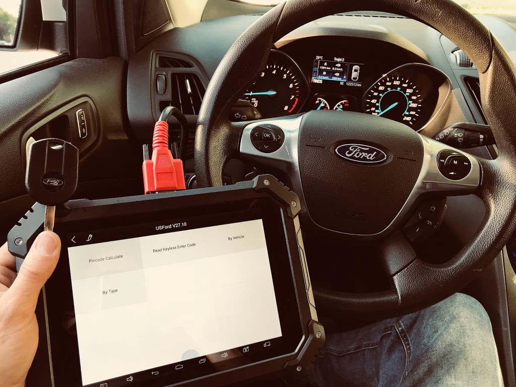 Car Keys Solutions | Clés Automobiles | 11501 Boul Gouin O, Roxboro, QC H8Y 1X7, Canada | Phone: (514) 548-3335