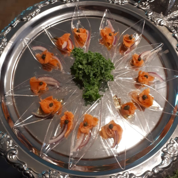 Traiteur Helens Catering | 45 Rue des Sous Bois, Richmond, QC J0B 2H0, Canada | Phone: (819) 342-7570