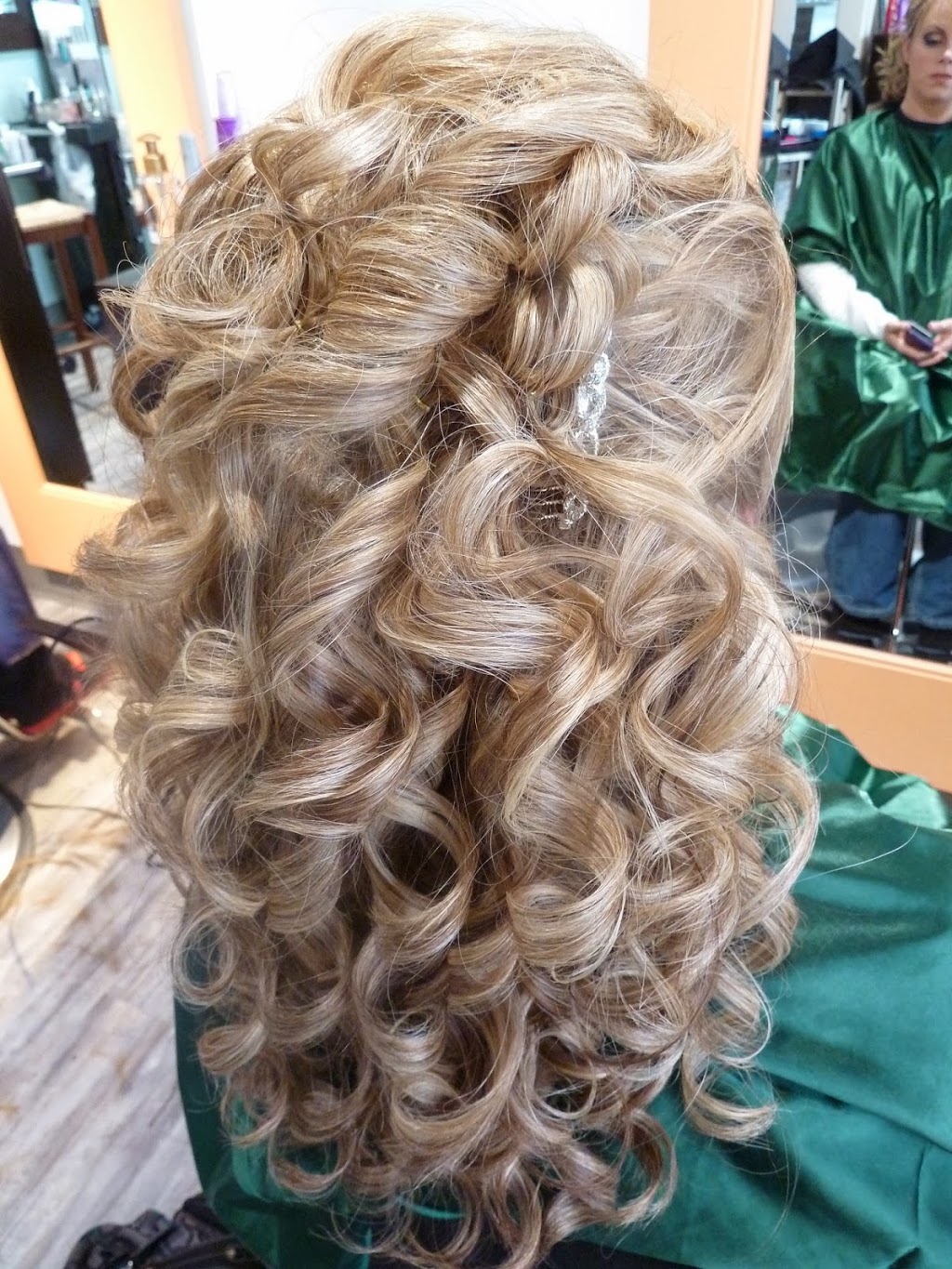 Zazen Salon Spa | 11 Bellwether Way, Bellingham, WA 98225, USA | Phone: (360) 715-1050